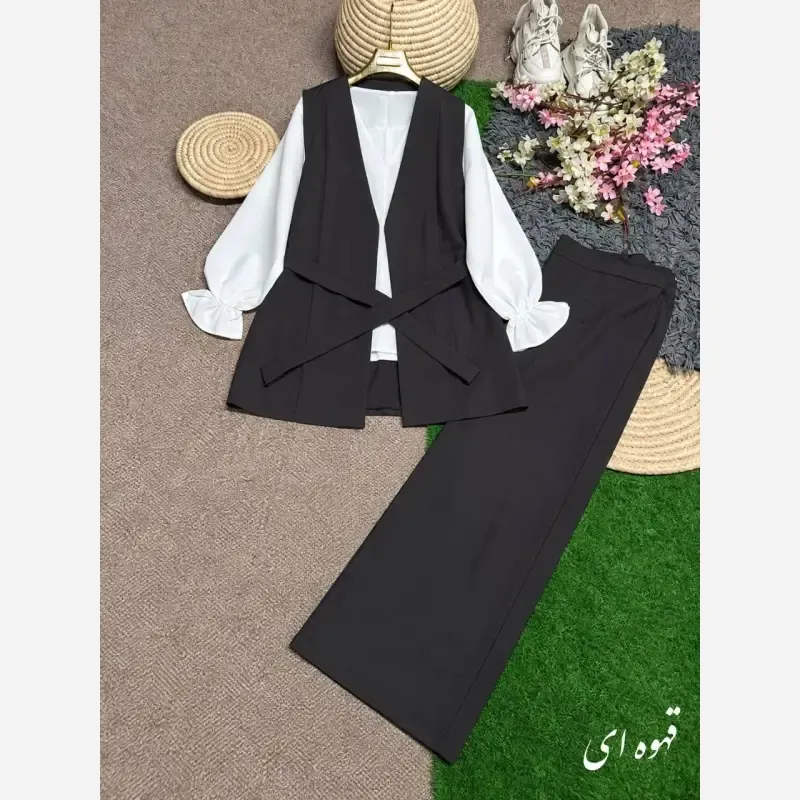 ست چهارتیکه زنانه مدل ملنا جنس بزیاق ریزشی اعلا رنگ مشکی سرمه ای قهوه ای سوخته سایز فری